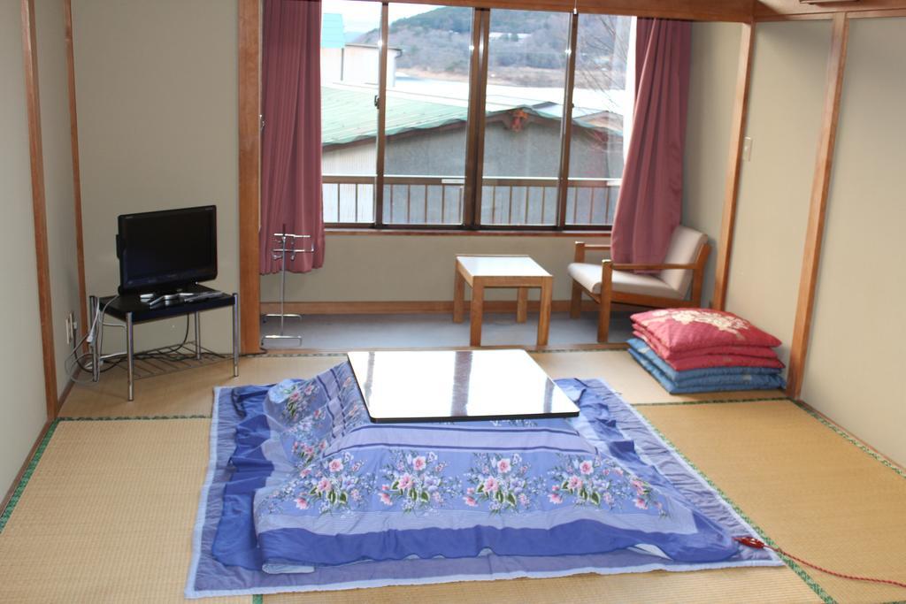 Hotel Sugakuso Yamanakako Esterno foto
