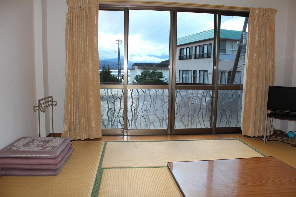 Hotel Sugakuso Yamanakako Esterno foto